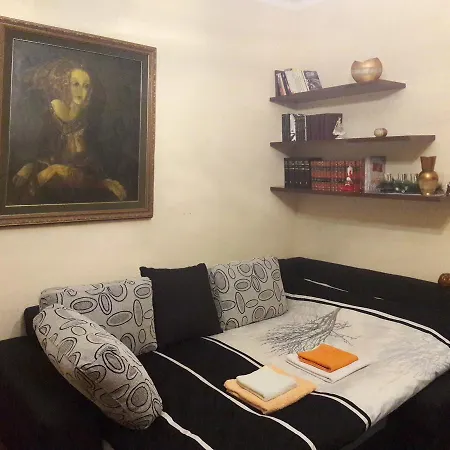 Center شقة بودغوريتْسا